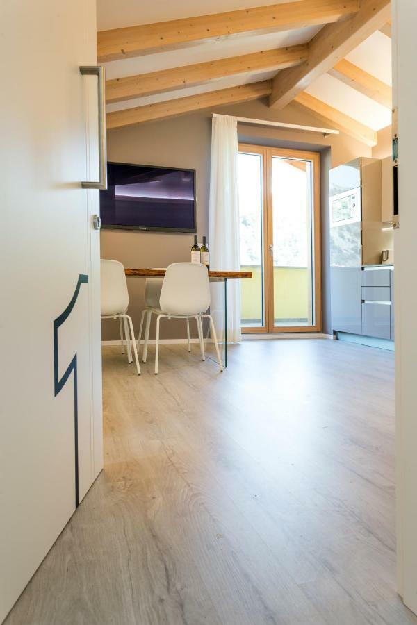 La Giostra Home Apartments 德利纳 外观 照片