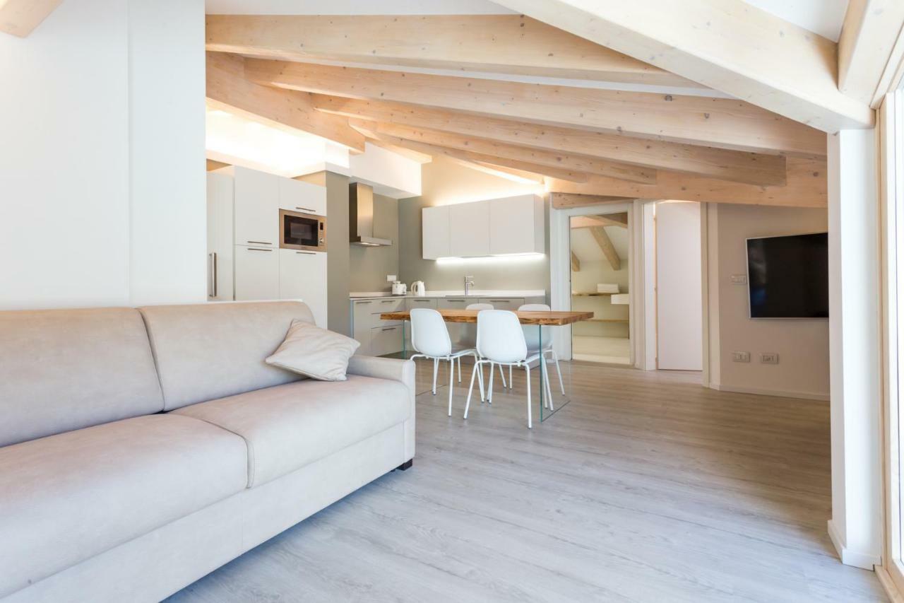 La Giostra Home Apartments 德利纳 外观 照片